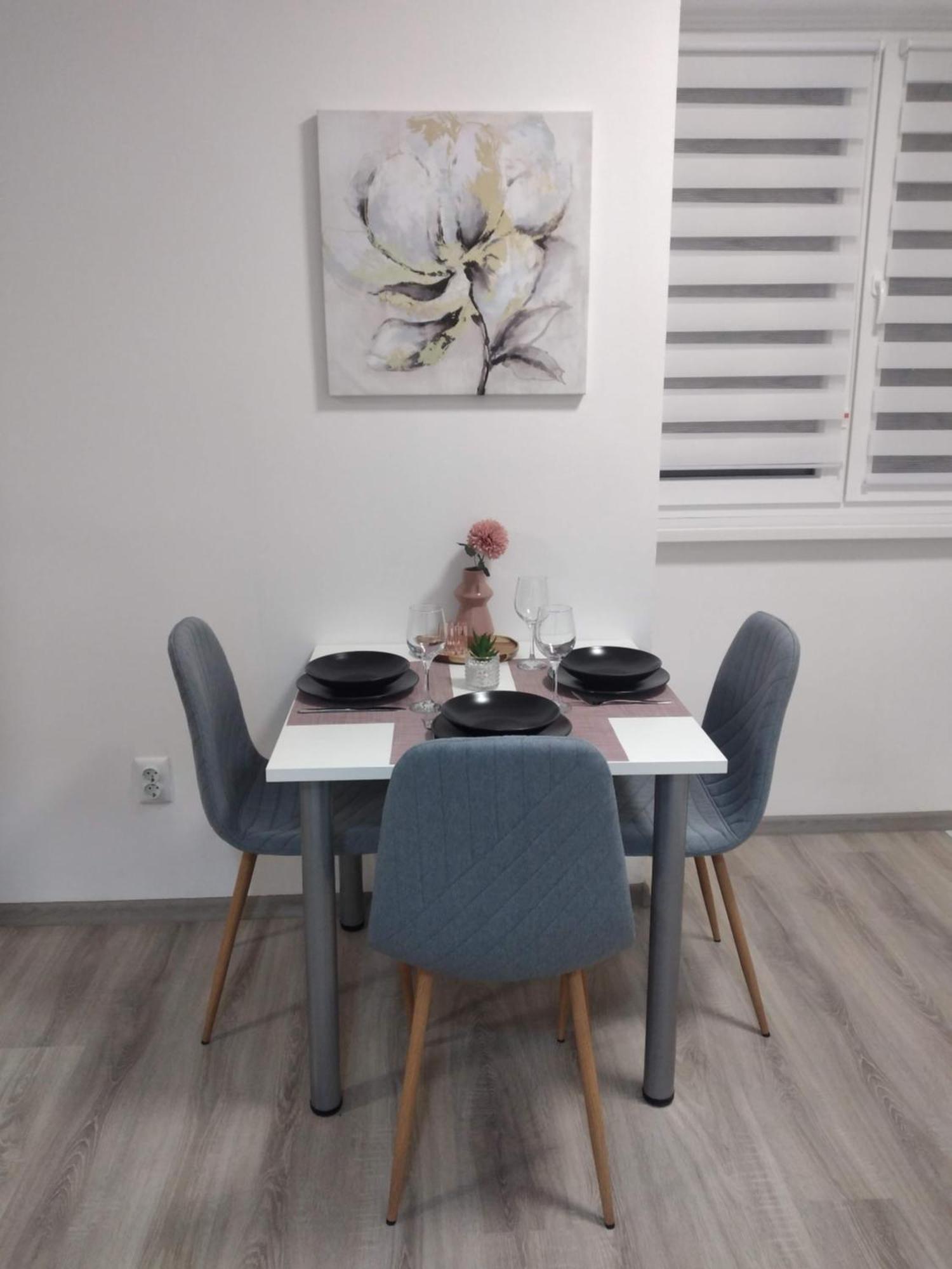 Tara Apartment *